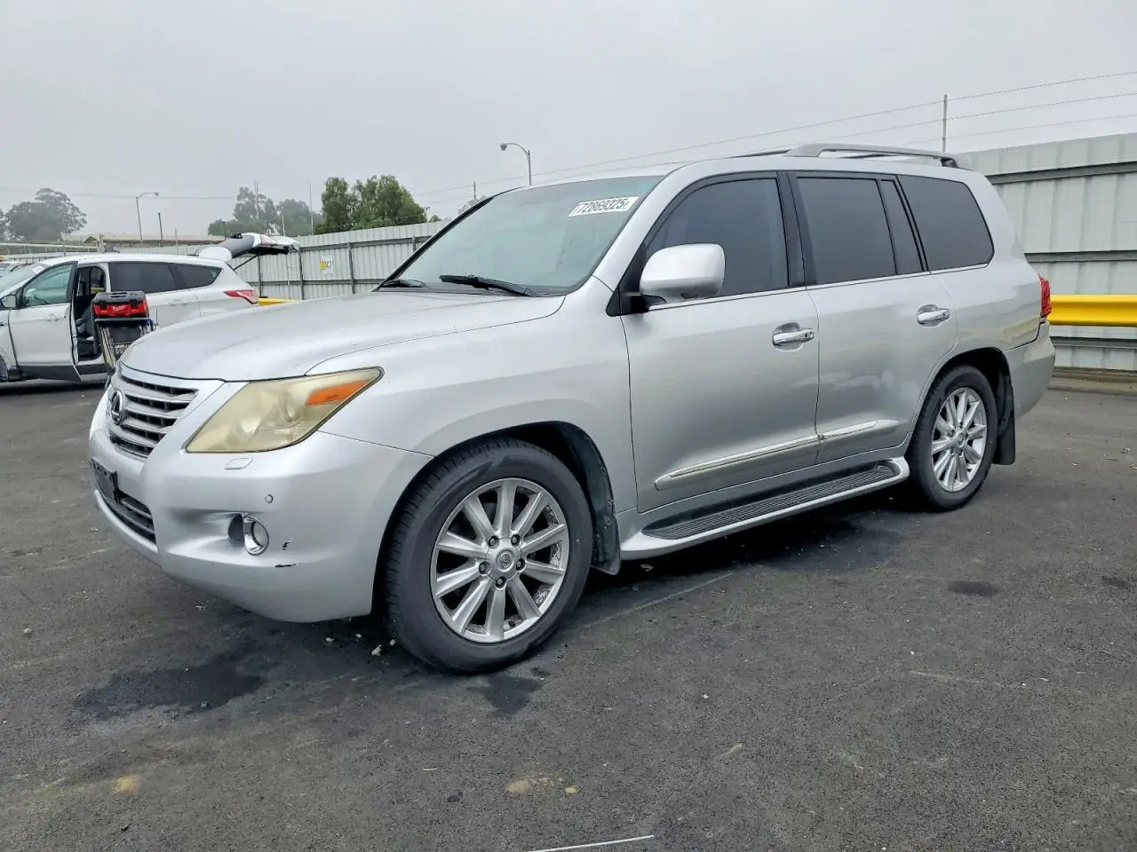 LEXUS LX570 2008. Lot# 72869325. VIN JTJHY00W384016873. Photo 1