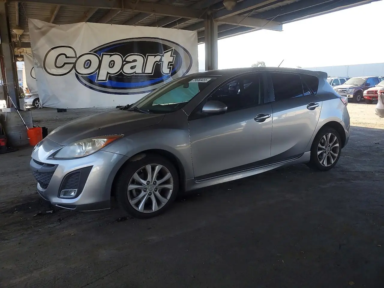 MAZDA MAZDA3 2011. Lot# 73650455. VIN JM1BL1K69B1398748. Photo 1