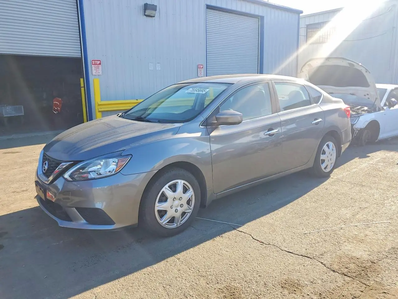 NISSAN SENTRA 2019. Lot# 75595695. VIN 3N1AB7AP6KY331373. Photo 1