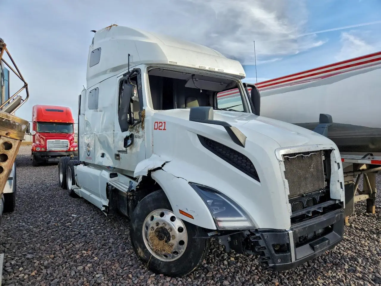 VOLVO VN 2021. Lot# 97420705. VIN 4V4NC9EH8MN268663. Photo 1