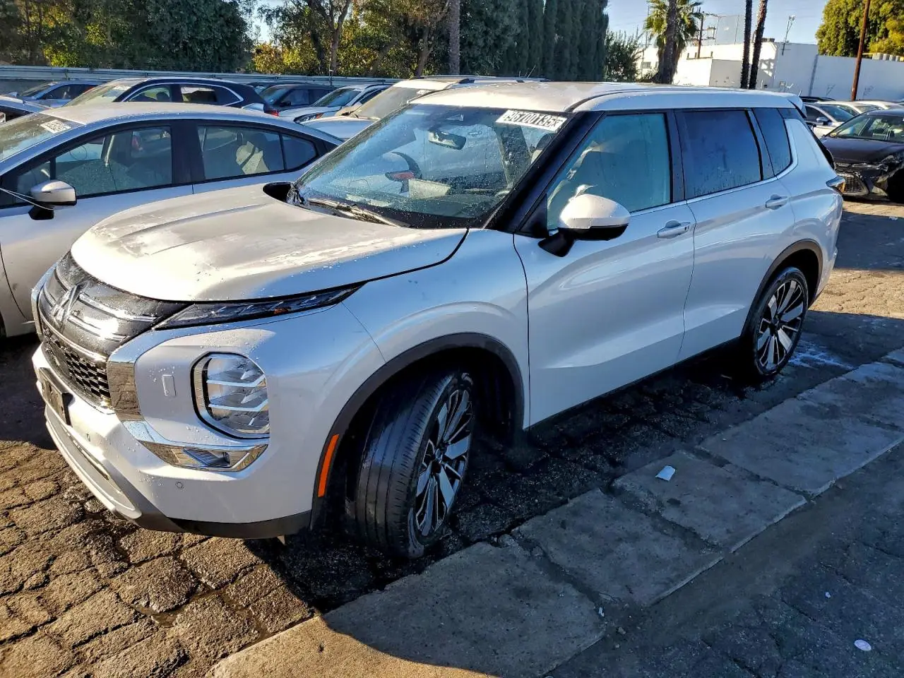 MITSUBISHI OUTLANDER 2025. Lot# 96700135. VIN JA4J4VA85SZ012292. Photo 1