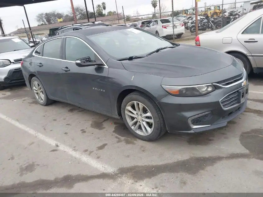 CHEVROLET MALIBU 2017. Lot# 44288307. VIN 1G1ZE5ST8HF112463. Photo 1