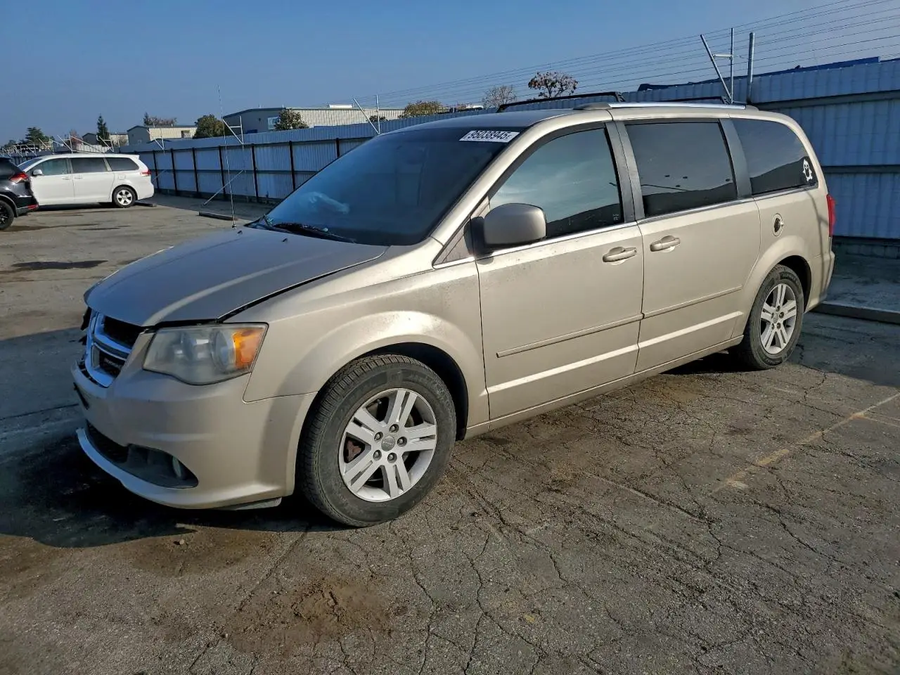 DODGE CARAVAN 2013. Lot# 95038945. VIN 2C4RDGDG3DR727320. Photo 1