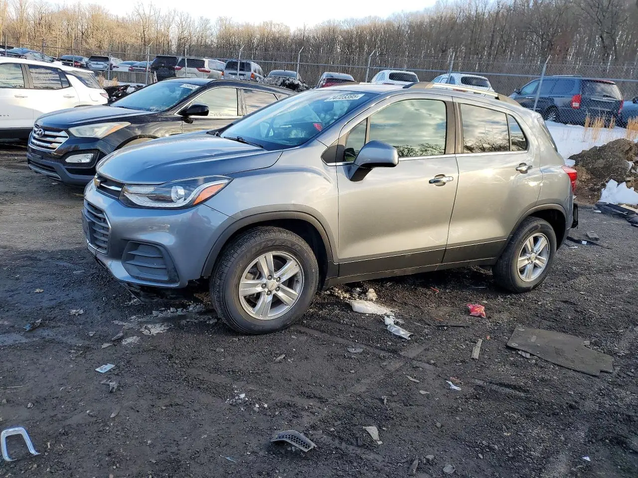 CHEVROLET TRAX 2019. Lot# 74723395. VIN KL7CJPSB1KB809285. Photo 1