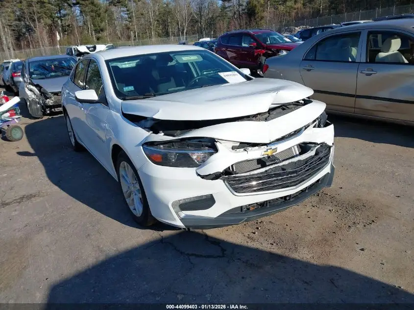 CHEVROLET MALIBU 2017. Lot# 44099403. VIN 1G1ZE5ST9HF238962. Photo 1