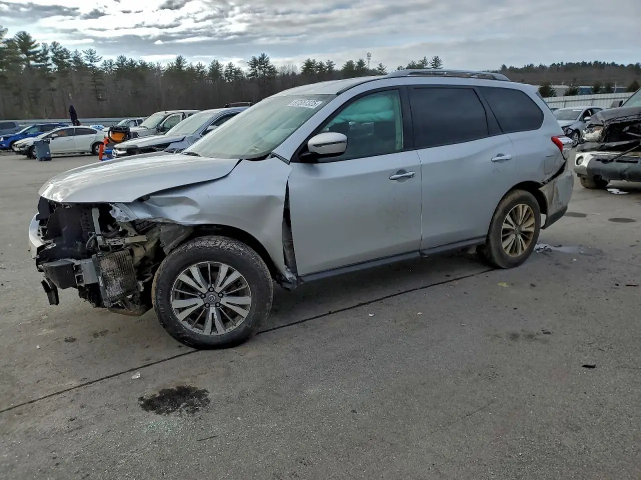 NISSAN PATHFINDER 2019. Lot# 97557325. VIN 5N1DR2MMXKC618648. Photo 1