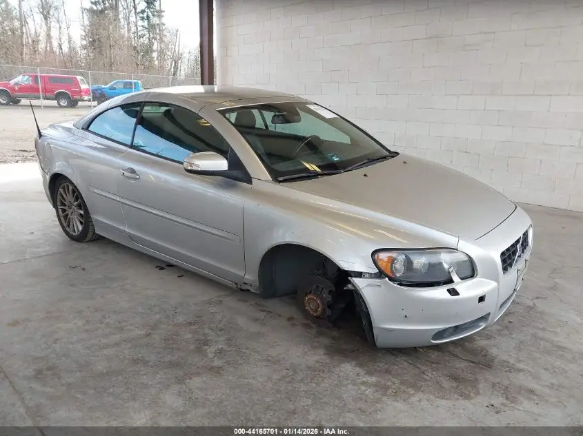 VOLVO C70 2008. Lot# 44165701. VIN YV1MC67228J050224. Photo 1