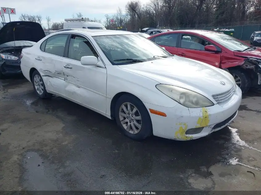 LEXUS ES 330 2004. Lot# 44166702. VIN JTHBA30G745030835. Photo 1