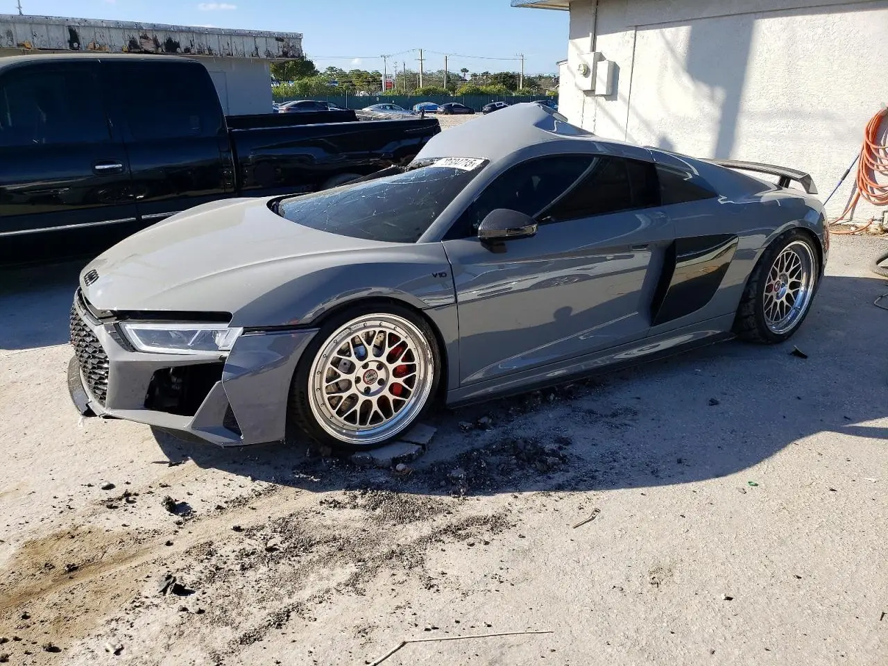 AUDI R8 2018. Lot# 73504715. VIN WUABAAFX4J7902162. Photo 1