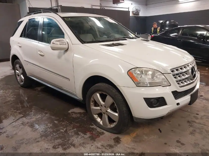 MERCEDES-BENZ ML 350 2010. Lot# 44207780. VIN 4JGBB8GB2AA591027. Photo 1