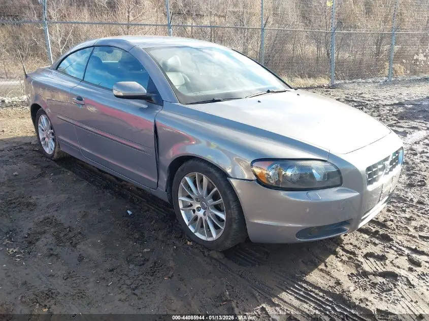 VOLVO C70 2007. Lot# 44085944. VIN YV1MC682X7J016545. Photo 1