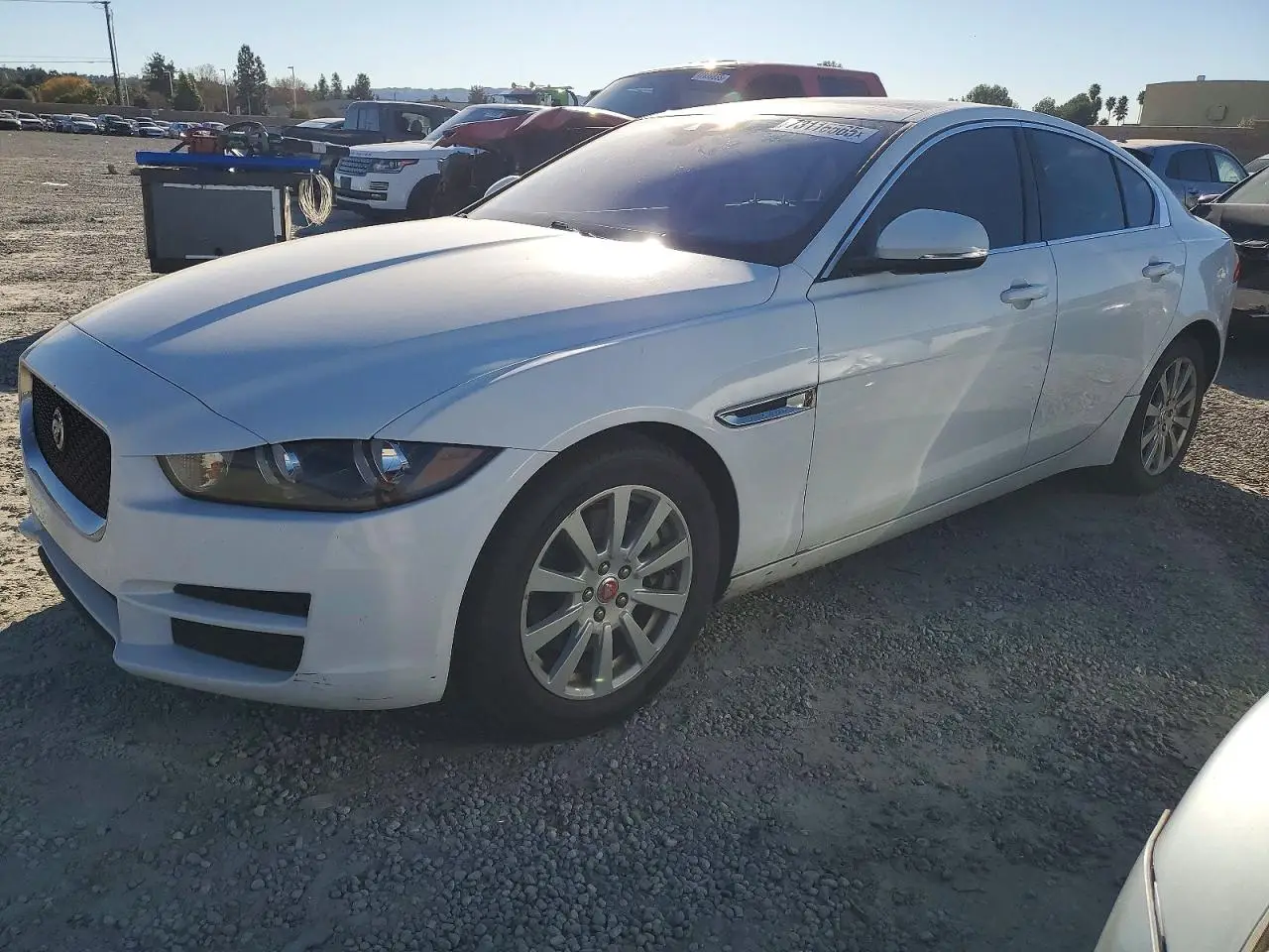 JAGUAR XE 2019. Lot# 73116565. VIN SAJAR4FX1KCP49673. Photo 1