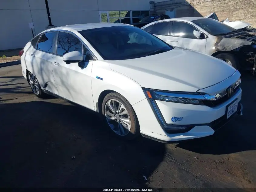 HONDA CLARITY PLUG-IN HYBRID 2020. Lot# 44130443. VIN JHMZC5F13LC001172. Photo 1