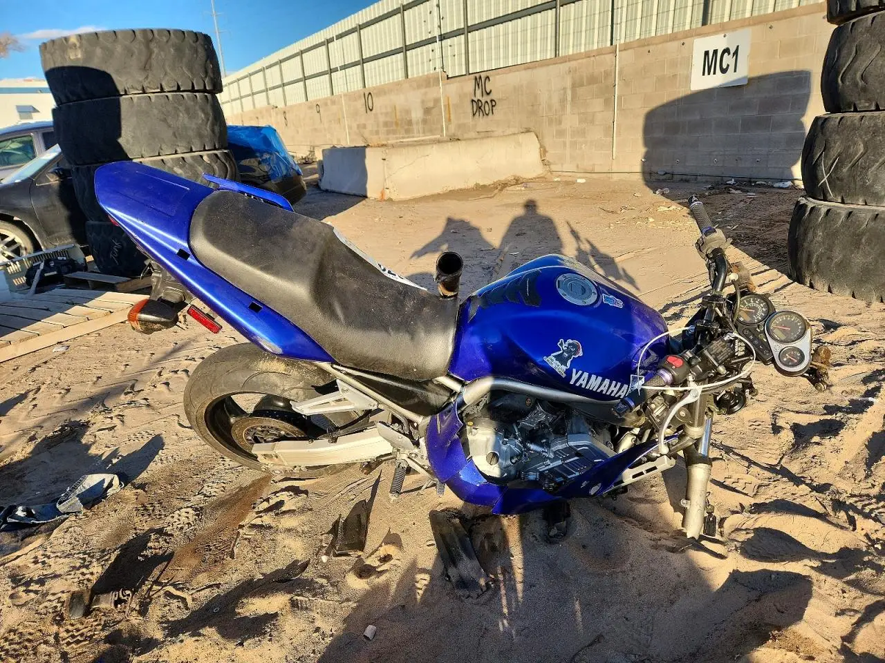 YAMAHA FZS10 2001. Lot# 99310265. VIN JYARN07E61A000182. Photo 1