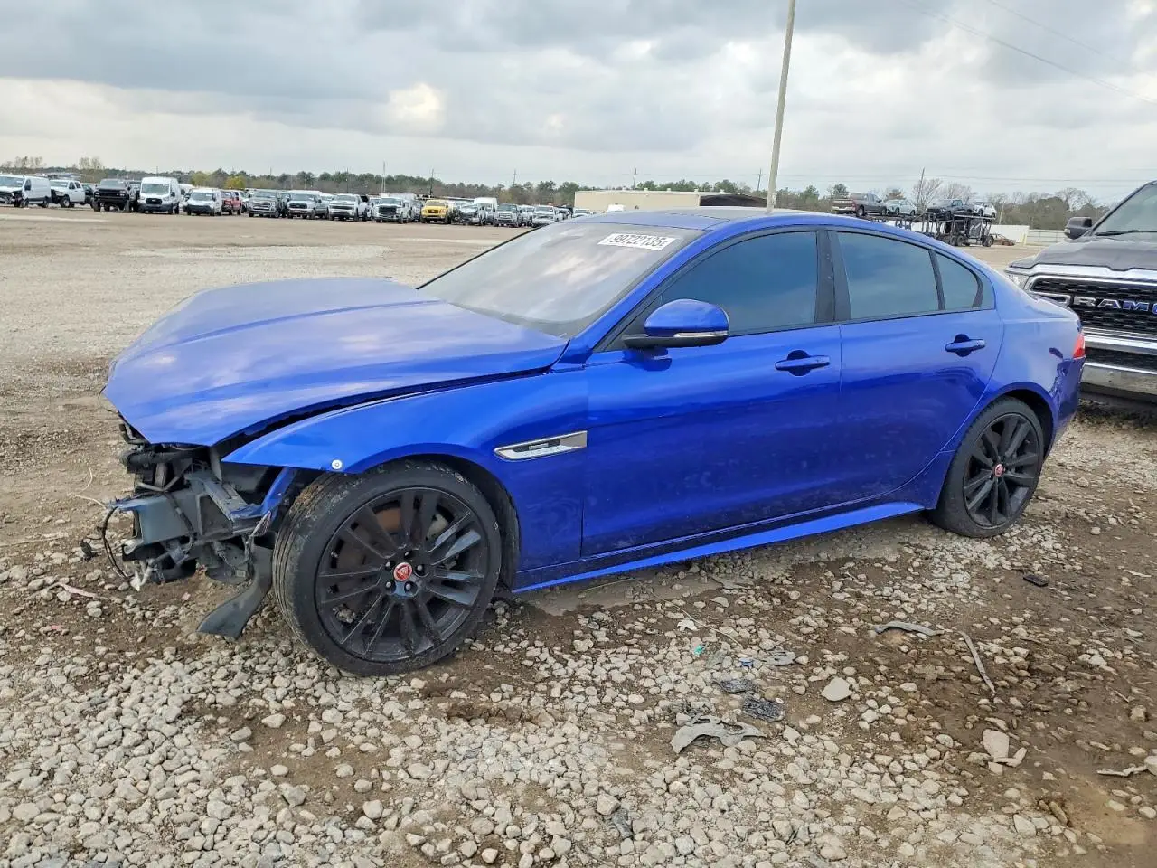 JAGUAR XE 2017. Lot# 99722135. VIN SAJAF4BV4HA963283. Photo 1