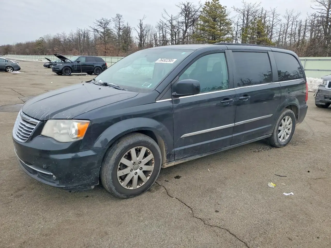 CHRYSLER TOWN & C 2012. Lot# 76492295. VIN 2C4RC1BG2CR227134. Photo 1