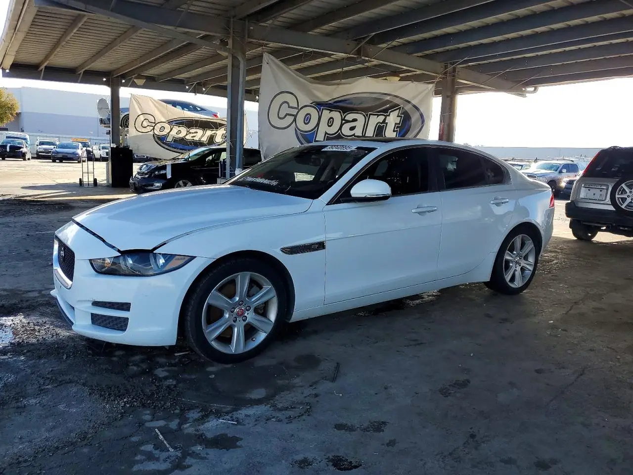 JAGUAR XE 2017. Lot# 99340895. VIN SAJAE4BG8HA958527. Photo 1
