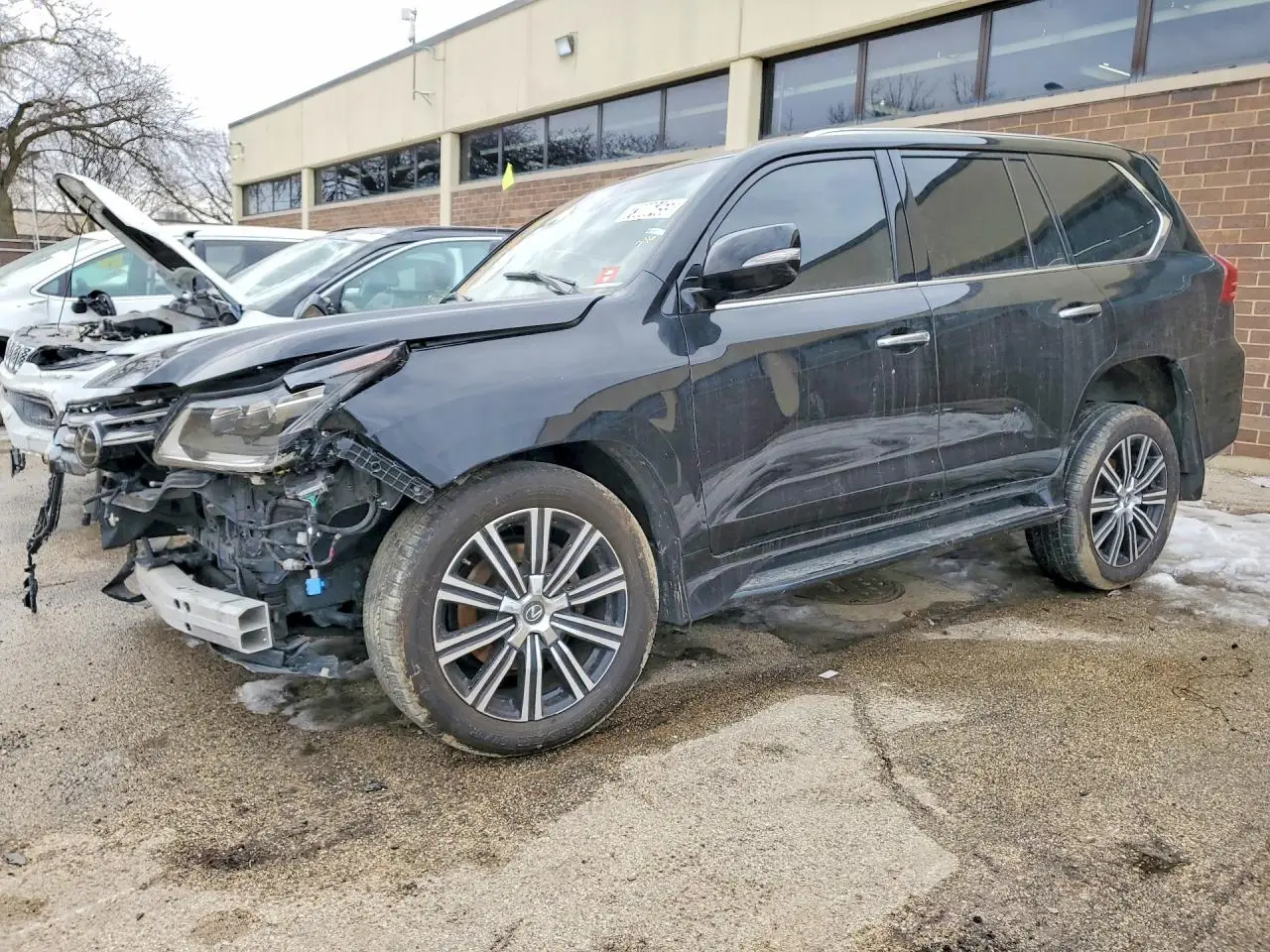 LEXUS LX570 2019. Lot# 73806455. VIN JTJHY7AX0K4285677. Photo 1