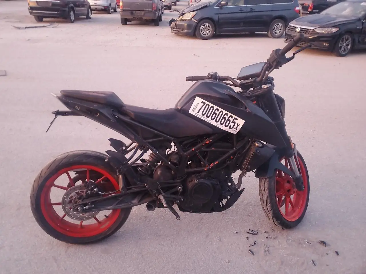 KTM MOTORCYCLE 2019. Lot# 70060665. VIN MD2JPJ405KC208984. Photo 1